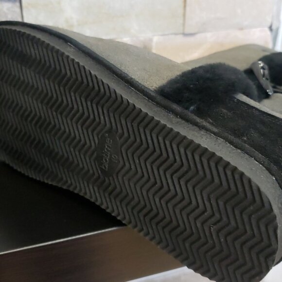 Biotime Women's Classic Tall Winter Boot - Picture 6 of 7